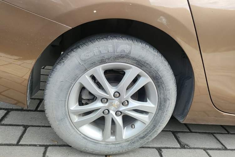 Used Chevrolet Cavalier 2019 320 Manual Xinyue Edition Right Rear Wheel Hub