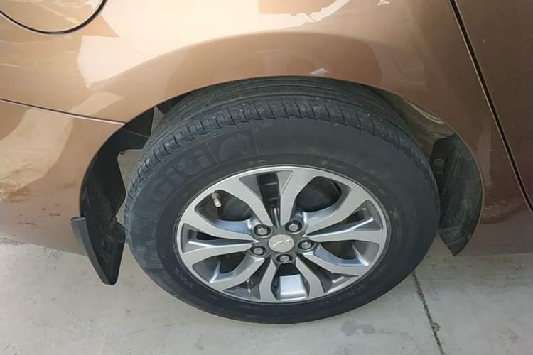 Used Chevrolet Cavalier 2019 320 Manual Enjoyment Edition Right Rear Wheel Hub