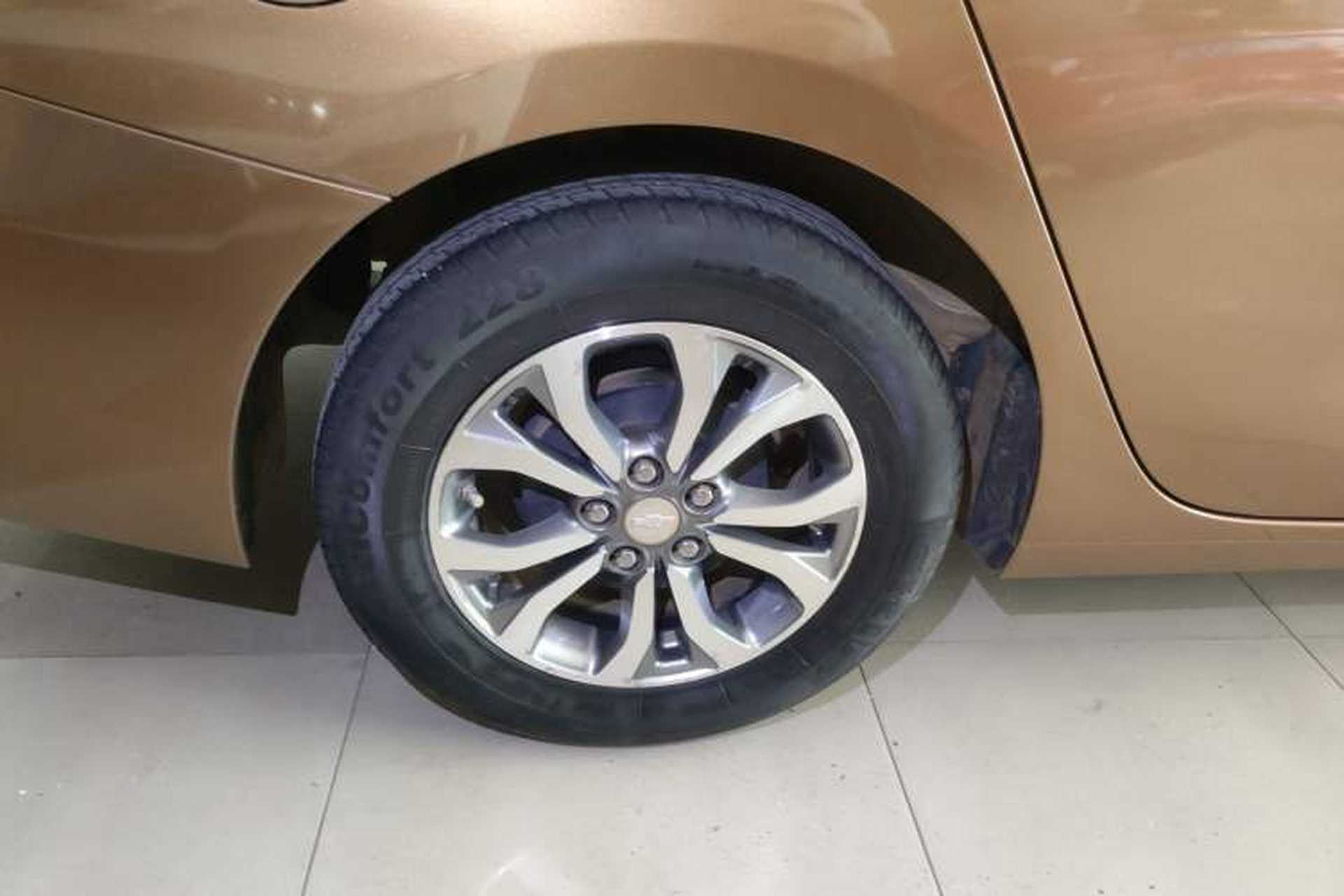 Used Chevrolet Cavalier 2019 320 Automatic Enjoyment with Sunroof Right Rear Wheel Hub