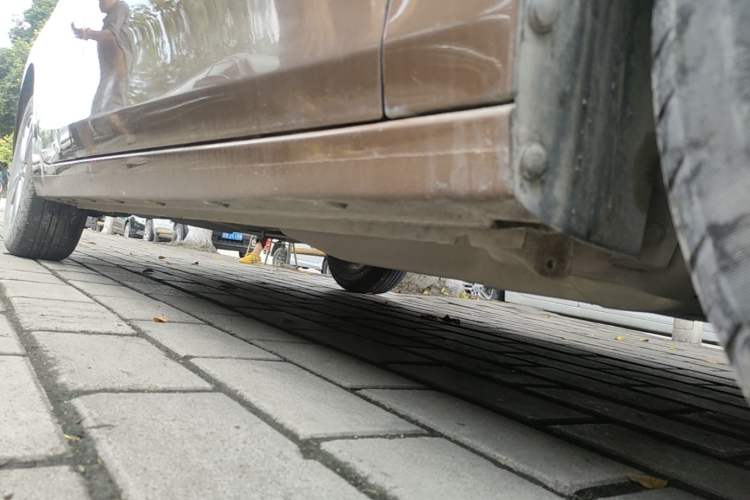 Used Chevrolet Cavalier 2019 320 Manual Xinyue Edition Right Side Sill