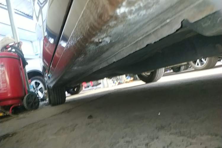 Used Chevrolet Cavalier 2019 320 Automatic Enjoyment with Sunroof Right Side Sill