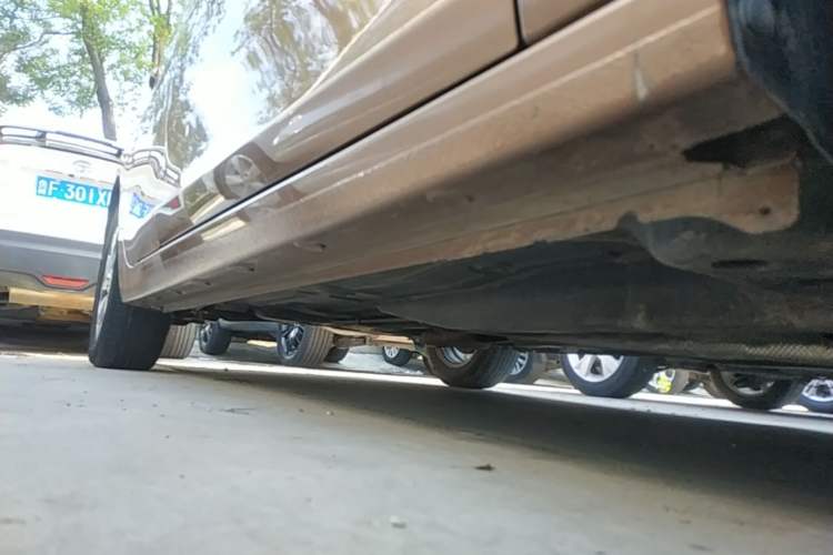 Used Chevrolet Cavalier 2019 320 Manual Enjoyment Edition Right Side Sill