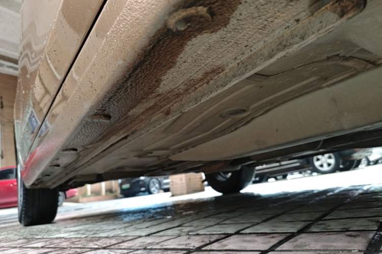 Used Chevrolet Cavalier 2019 320 Automatic Enjoyment with Sunroof Right Side Sill