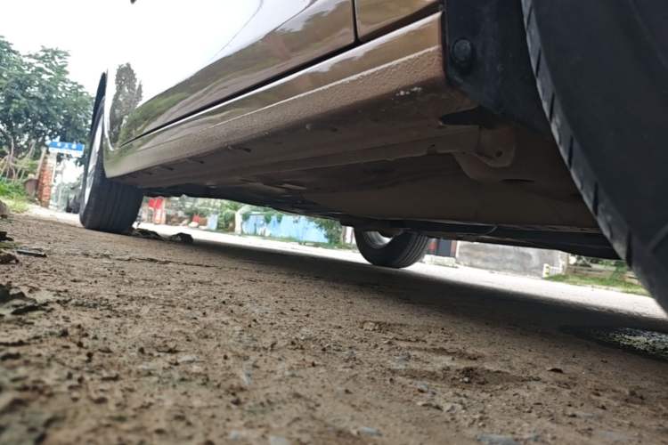 Used Chevrolet Cavalier 2019 320 Automatic Enjoyment with Sunroof Right Side Sill