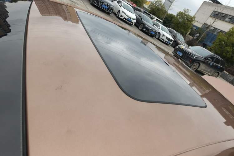 Used Chevrolet Cavalier 2019 320 Automatic Xinyue Edition Roof