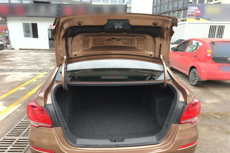 Used Chevrolet Cavalier 2019 320 Automatic Xinyue Edition Trunk