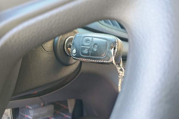 Used Chevrolet Cavalier 2019 320 Automatic Enjoyment with Sunroof Vehicle Key