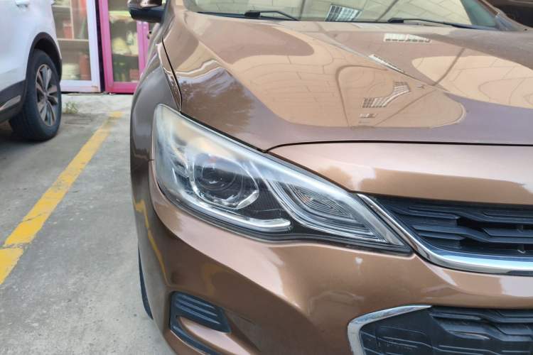 Used Chevrolet Cavalier 2019 320 Automatic Xinyue Edition Right Front Headlight