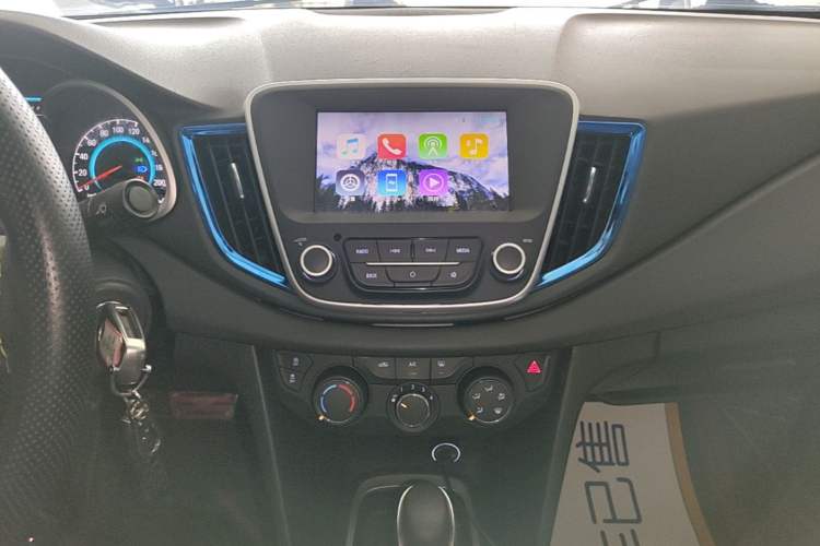 Used Chevrolet Cavalier 2019 320 Automatic Xinyue Edition Audio And AC Panel