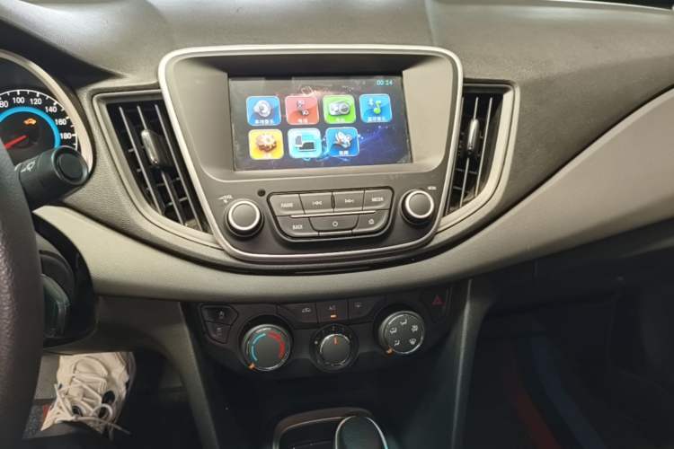 Used Chevrolet Cavalier 2019 320 Automatic Xinyue Edition Audio And AC Panel