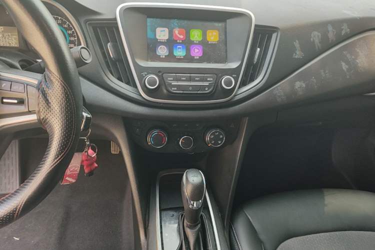 Used Chevrolet Cavalier 2019 320 Automatic Xinyue Edition Audio And AC Panel