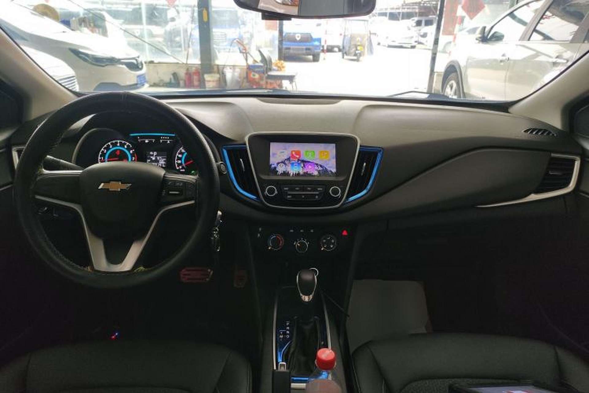 Used Chevrolet Cavalier 2019 320 Automatic Xinyue Edition Center Console