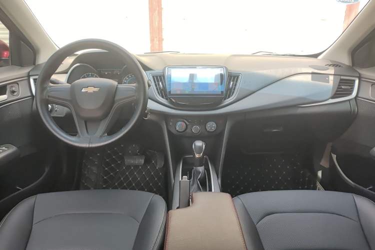 Used Chevrolet Cavalier 2019 320 Automatic Enjoyment with Sunroof Center Console