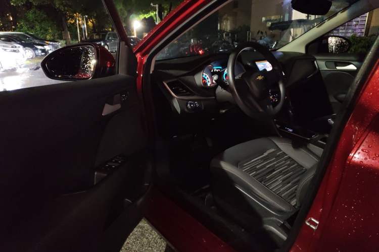 Used Chevrolet Cavalier 2019 320 Automatic Enjoyment with Sunroof Driver Seat