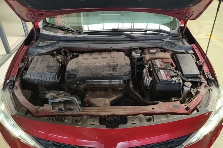 Used Chevrolet Cavalier 2019 320 Automatic Xinyue Edition Engine Bay