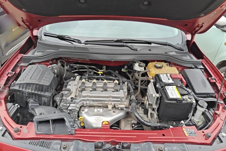Used Chevrolet Cavalier 2019 320 Automatic Xinyue Edition Engine Bay