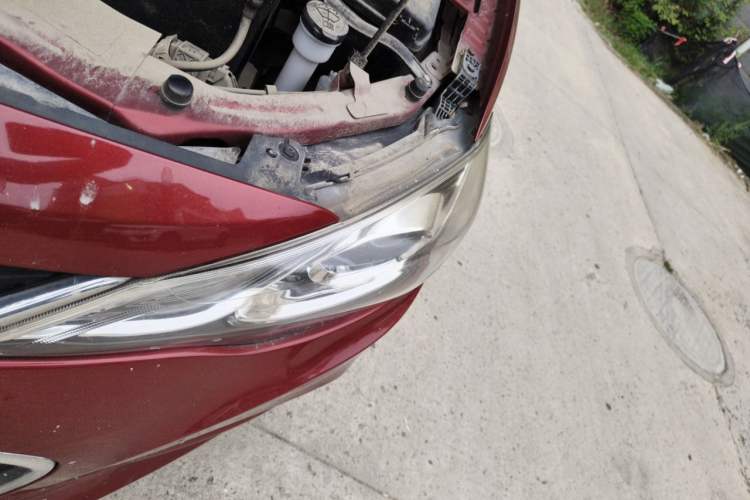 Used Chevrolet Cavalier 2019 320 Manual Xinyue Edition Engine Bay Left
