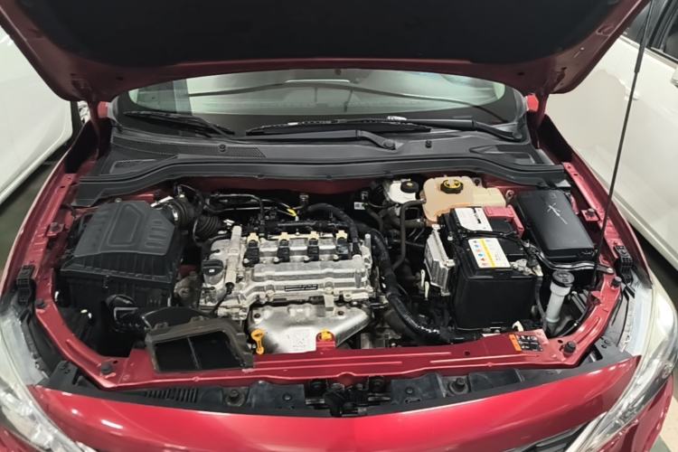 Used Chevrolet Cavalier 2019 320 Automatic Xinyue Edition Engine Bay