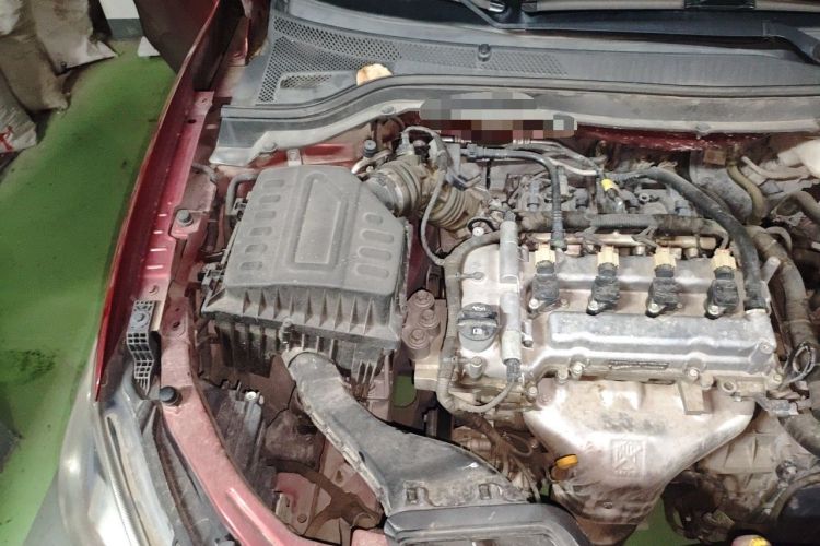 Used Chevrolet Cavalier 2019 320 Automatic Xinyue Edition Engine Bay Right