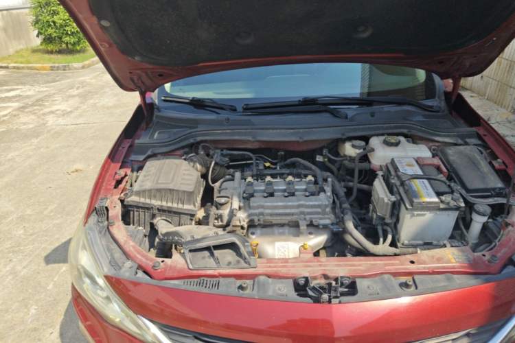 Used Chevrolet Cavalier 2019 320 Automatic Xinyue Edition Engine Bay Right