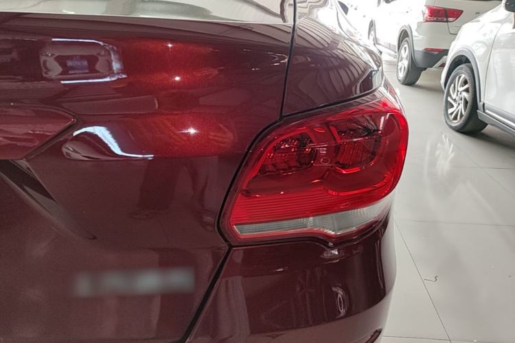 Used Chevrolet Cavalier 2019 320 Automatic Xinyue Edition Exterior 3