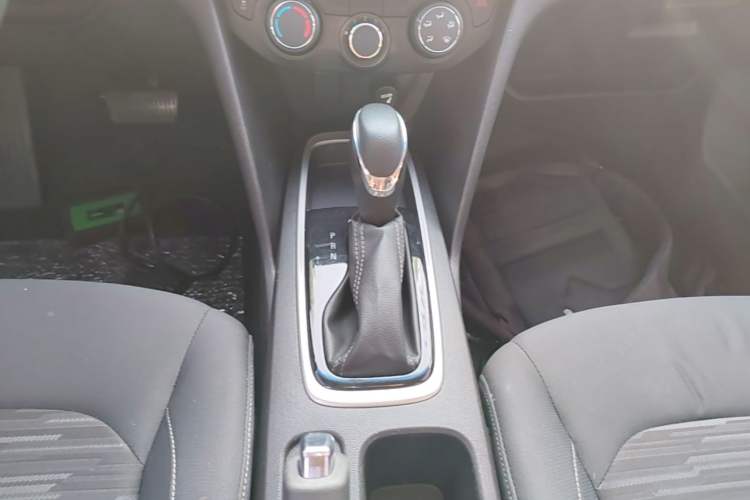 Used Chevrolet Cavalier 2019 320 Automatic Enjoyment with Sunroof Gear Lever