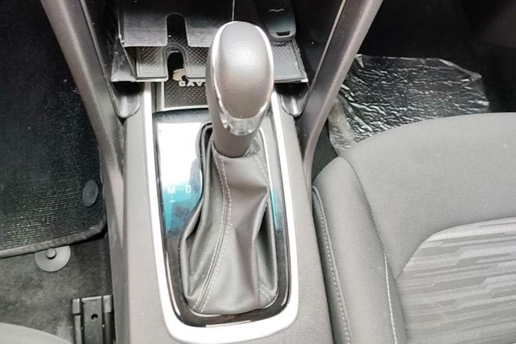 Used Chevrolet Cavalier 2019 320 Automatic Enjoyment with Sunroof Gear Lever