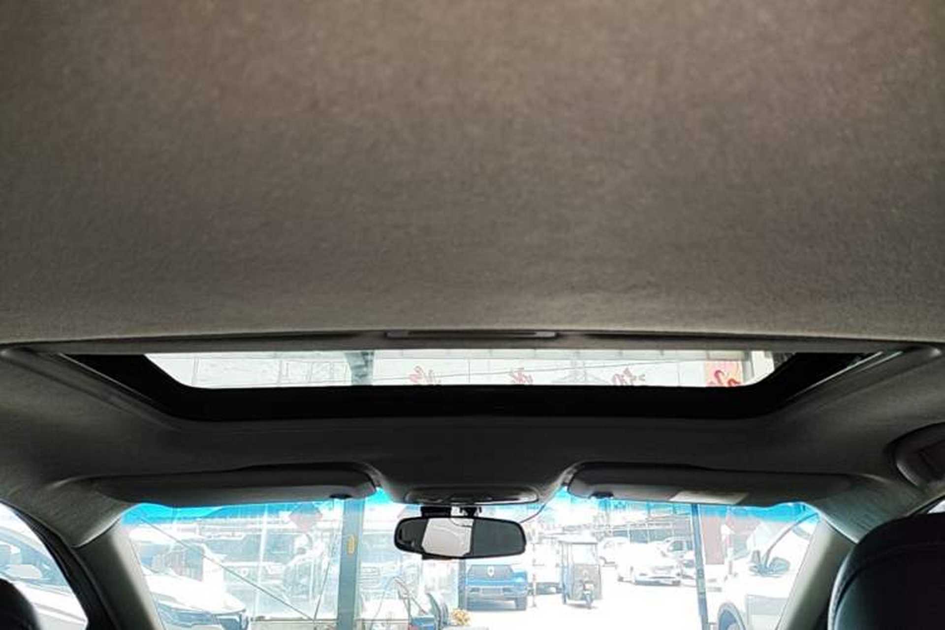 Used Chevrolet Cavalier 2019 320 Automatic Xinyue Edition Headliner