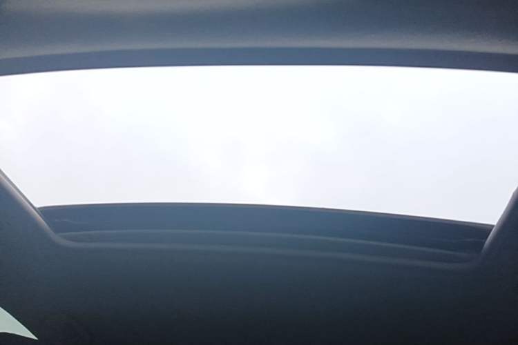 Used Chevrolet Cavalier 2019 320 Automatic Xinyue Edition Headliner