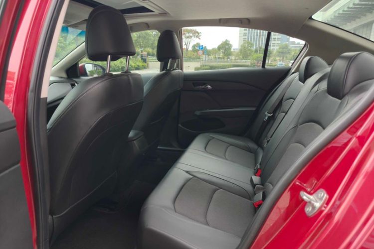 Used Chevrolet Cavalier 2019 320 Automatic Xinyue Edition Interior 2