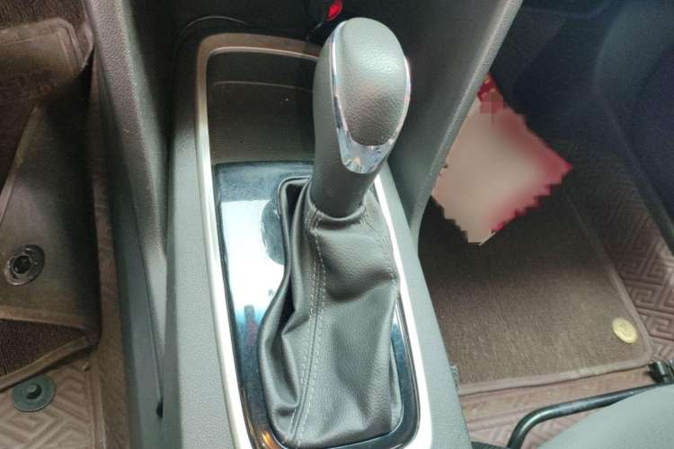 Used Chevrolet Cavalier 2019 320 Automatic Enjoyment with Sunroof Interior 3