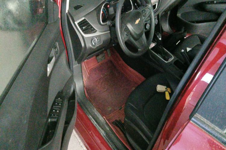 Used Chevrolet Cavalier 2019 320 Automatic Enjoyment with Sunroof Interior 3
