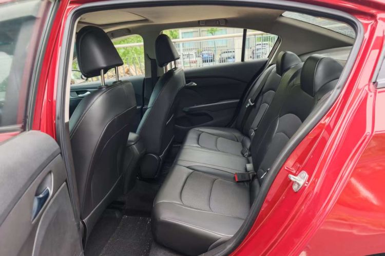 Used Chevrolet Cavalier 2019 320 Automatic Xinyue Edition Interior 4