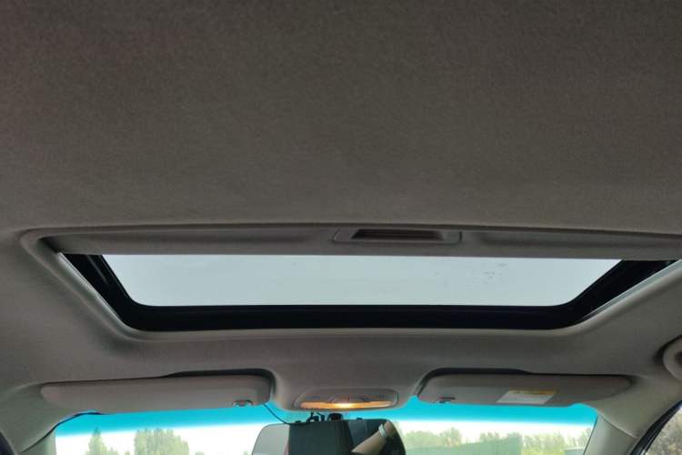 Used Chevrolet Cavalier 2019 320 Automatic Enjoyment with Sunroof Interior 6