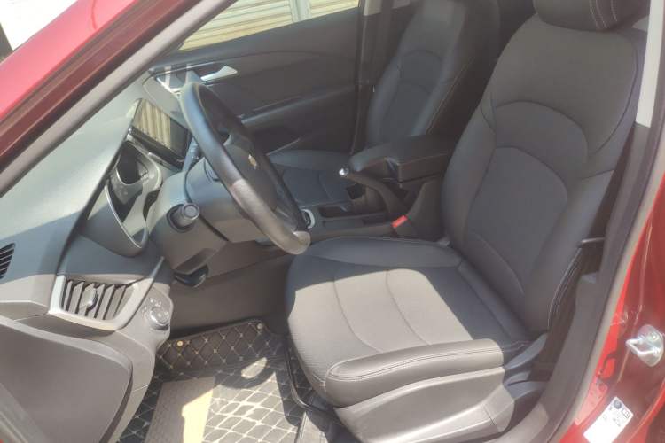 Used Chevrolet Cavalier 2019 320 Automatic Enjoyment with Sunroof Left Front Seat
