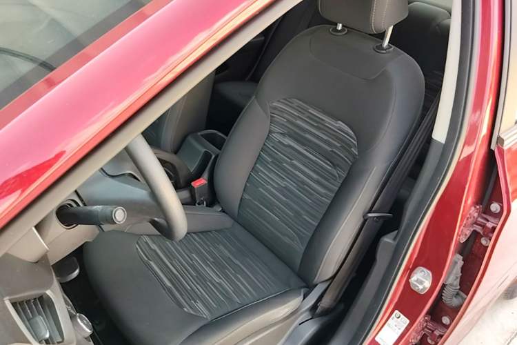 Used Chevrolet Cavalier 2019 320 Automatic Enjoyment with Sunroof Left Front Seat