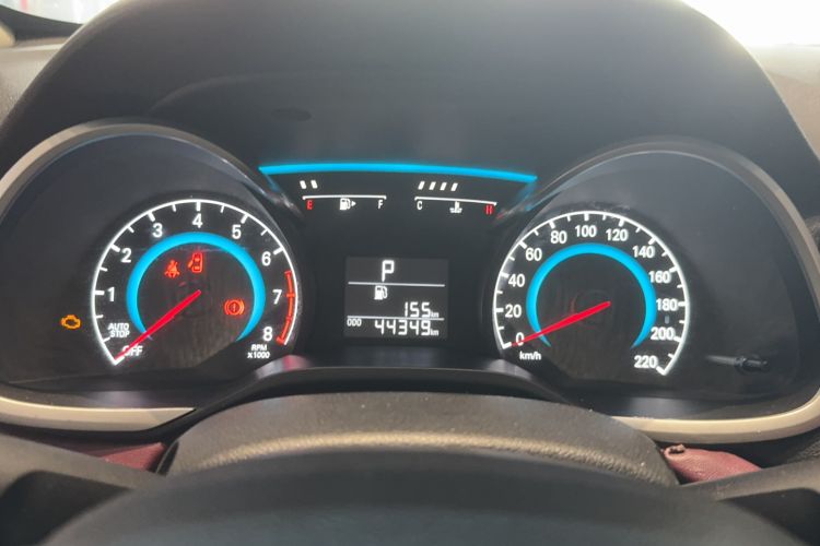 Used Chevrolet Cavalier 2019 320 Automatic Enjoyment with Sunroof Odometer Close Up