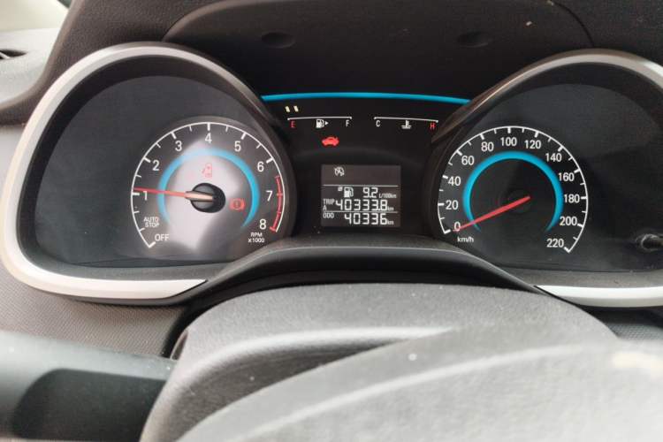 Used Chevrolet Cavalier 2019 320 Manual Xinyue Edition Odometer Close Up