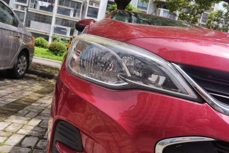 Used Chevrolet Cavalier 2019 320 Automatic Enjoyment with Sunroof Right Front Headlight