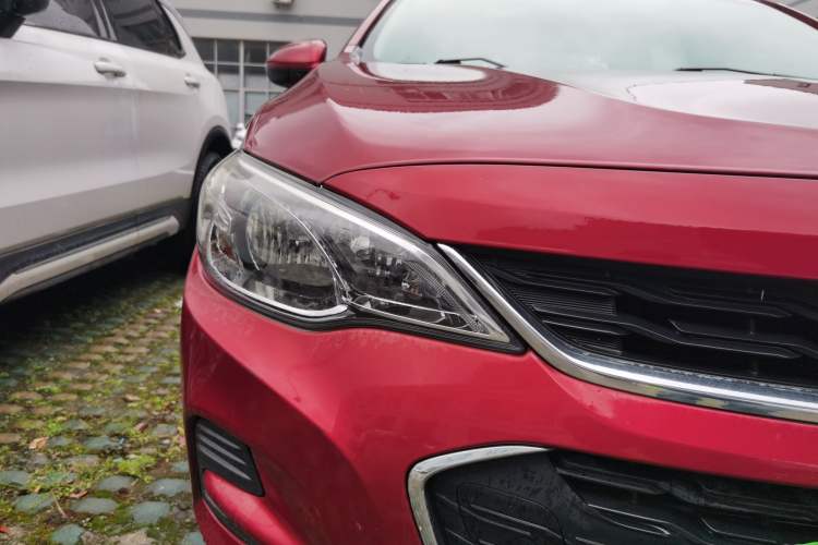 Used Chevrolet Cavalier 2019 320 Automatic Enjoyment with Sunroof Right Front Headlight