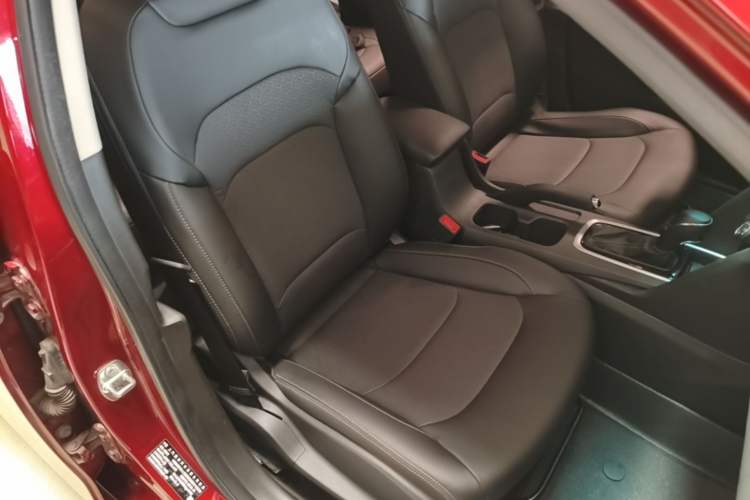 Used Chevrolet Cavalier 2019 320 Automatic Xinyue Edition Right Front Seat