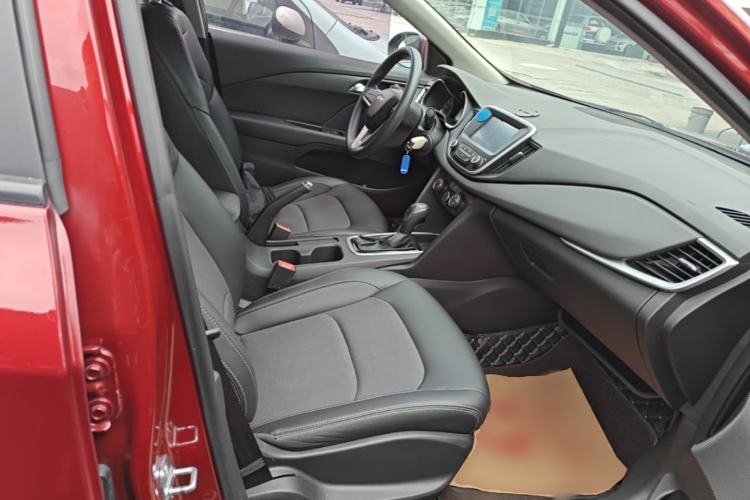Used Chevrolet Cavalier 2019 320 Automatic Xinyue Edition Right Front Seat