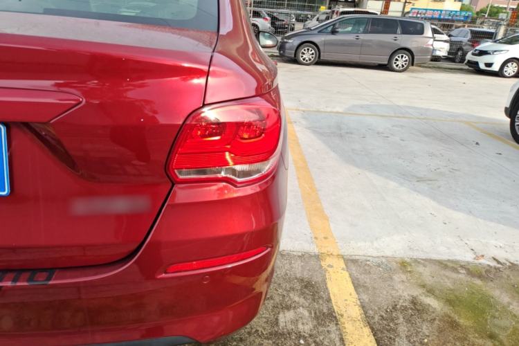 Used Chevrolet Cavalier 2019 320 Automatic Xinyue Edition Right Rear Taillight