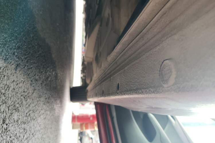 Used Chevrolet Cavalier 2019 320 Automatic Enjoyment with Sunroof Right Side Sill