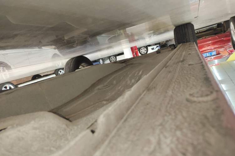 Used Chevrolet Cavalier 2019 320 Automatic Xinyue Edition Right Side Sill