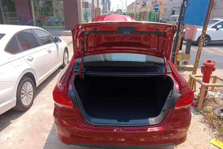 Used Chevrolet Cavalier 2019 320 Automatic Xinyue Edition Trunk
