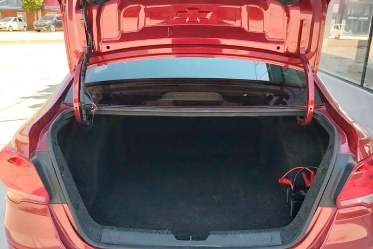 Used Chevrolet Cavalier 2019 320 Automatic Enjoyment with Sunroof Trunk