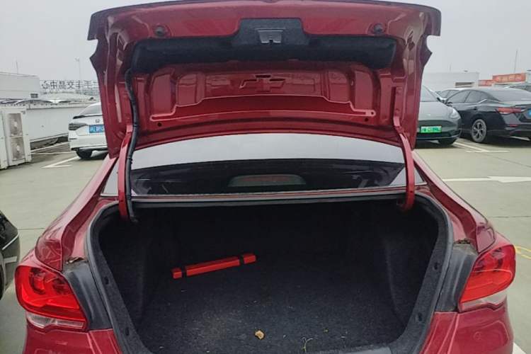 Used Chevrolet Cavalier 2019 320 Automatic Xinyue Edition Trunk