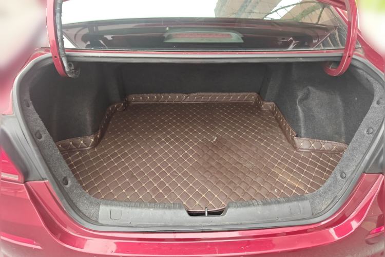 Used Chevrolet Cavalier 2019 320 Automatic Xinyue Edition Trunk