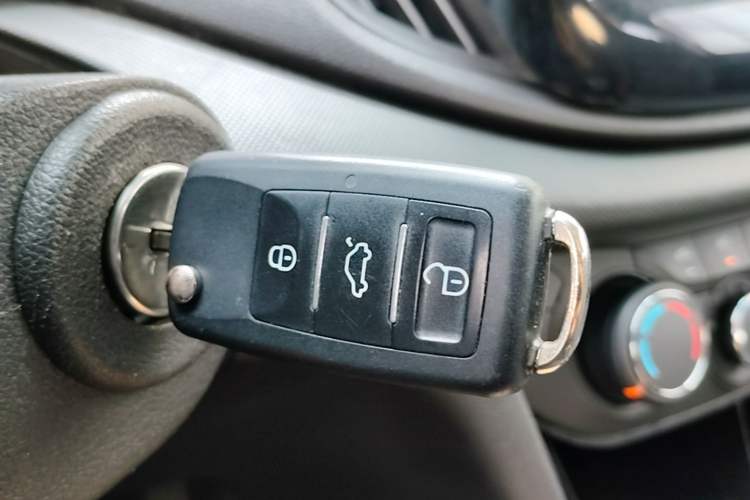 Used Chevrolet Cavalier 2019 320 Automatic Enjoyment with Sunroof Vehicle Key